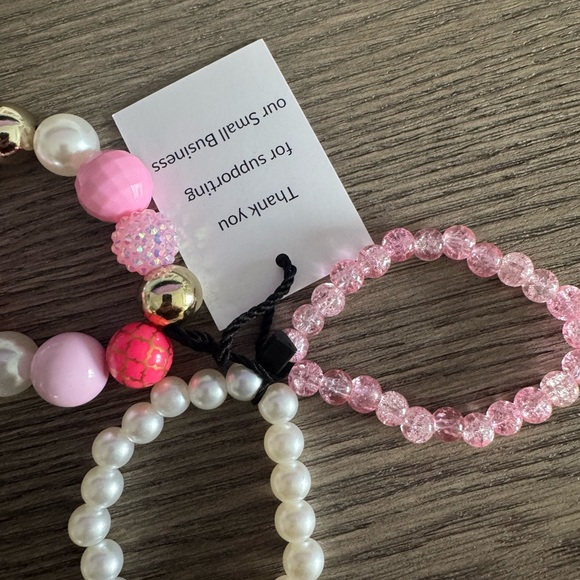 NWT PINK PEARL BRACELET - Picture 3 of 7